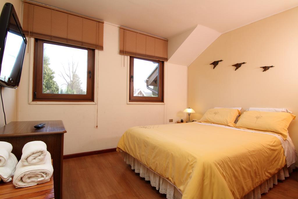 Apart Hotel Villa Los Ciruelos 瓦尔迪维亚 客房 照片