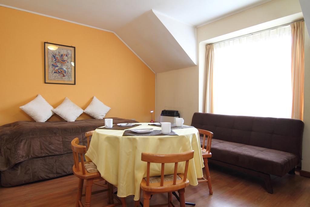 Apart Hotel Villa Los Ciruelos 瓦尔迪维亚 客房 照片