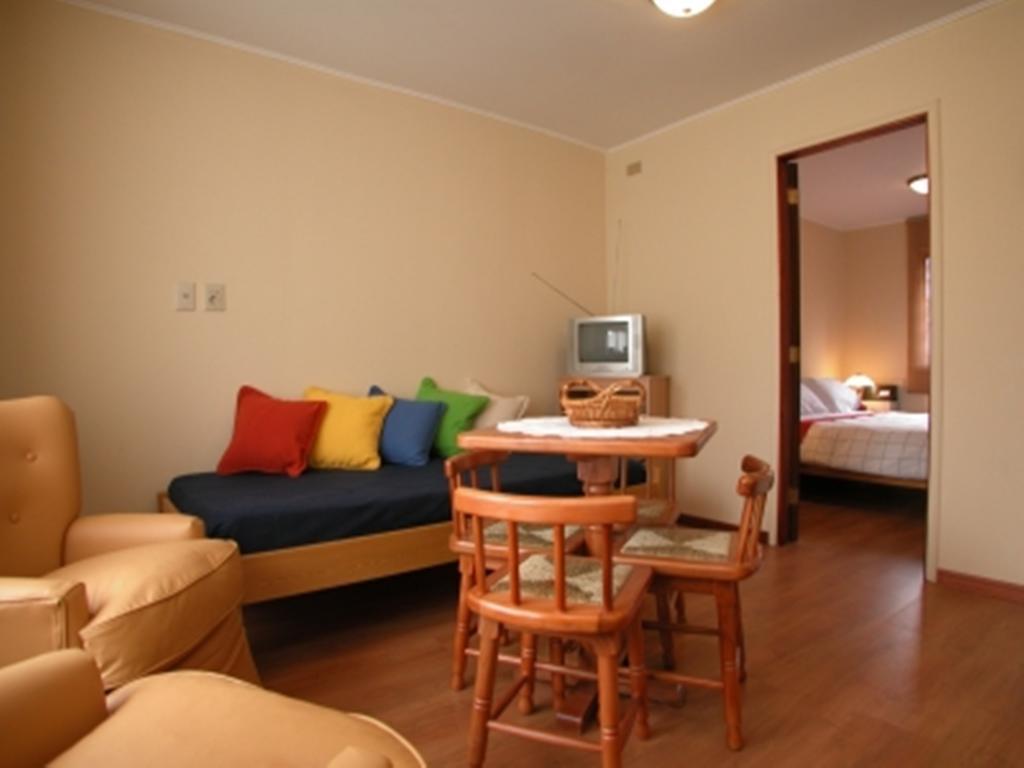 Apart Hotel Villa Los Ciruelos 瓦尔迪维亚 客房 照片